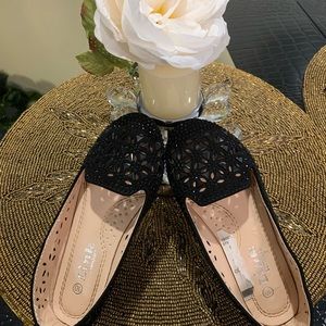 Link Comfort, Rhinestone Ballet girl shoes Size “10”